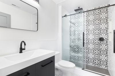 Exploring Modern Shower Features and Finishes